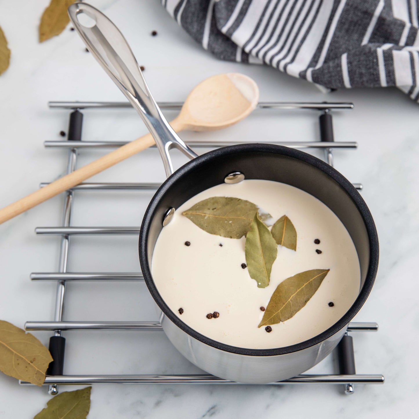 Dexam Supreme - 14cm Non Stick Milk Pan