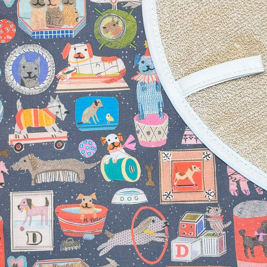 Sarah Battle "D is For Dog" Chefs Pad for use with Aga Range Cookers