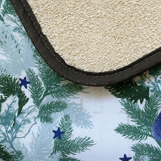 Chef Pad - Rayburn - Crisp and Dene - Christmas Wreath Hob Cover For Use With Rayburn Range Cookers